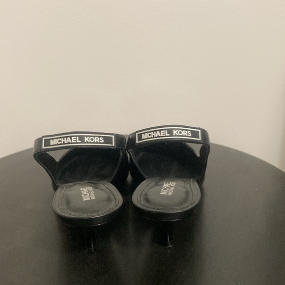 Michael Kors Slingback Pumps - Picture 3 of 4